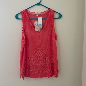 NWT Skies are Blue Biosca Crochet Detal Top